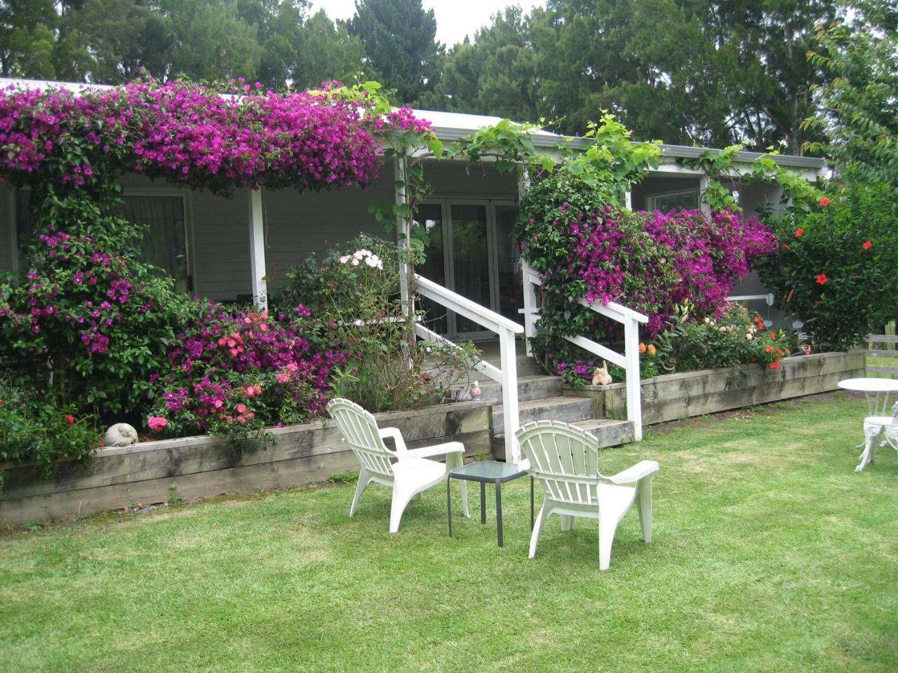 Miranda Orchard Cottage Exterior photo